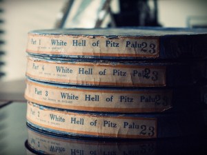 1929 -レニ・リーフェンシュタール主演 『死の銀嶺』0