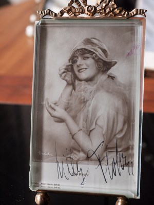 Lilly Flohr Autographed Postcard