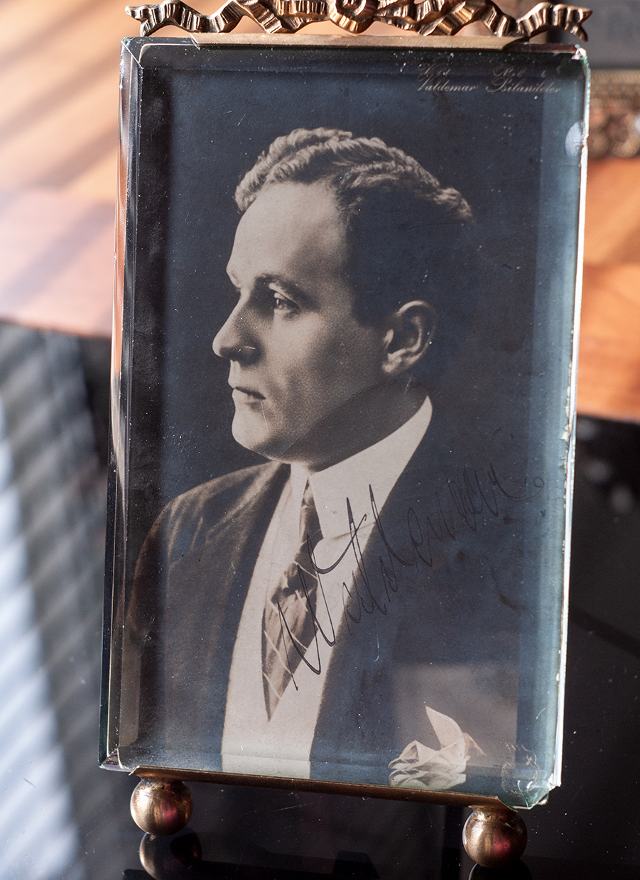 Valdemar Psilander Autographed Postcard