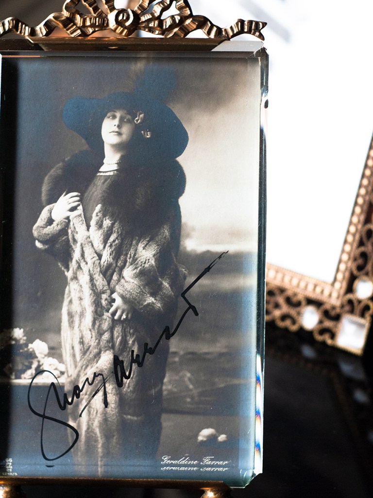 Geraldine Farrar Autographed Postcard