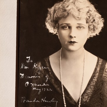 Wanda Hawley 1922 Inscribed Photo