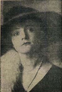 SzinhaziElet_1917_40__pages42-42-judit-banky-0004