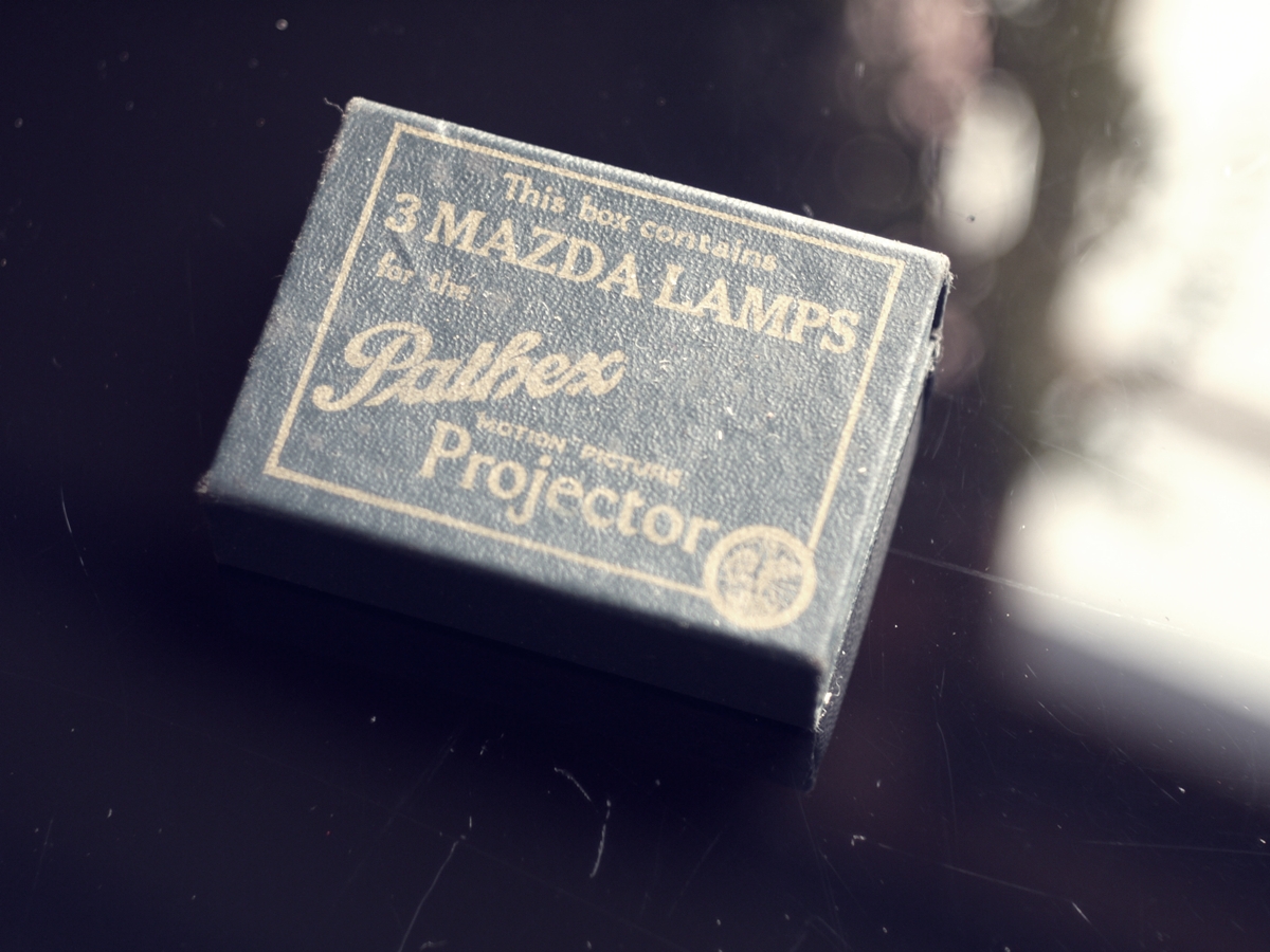 pathebaby-process-sup-05-lamps- (5)