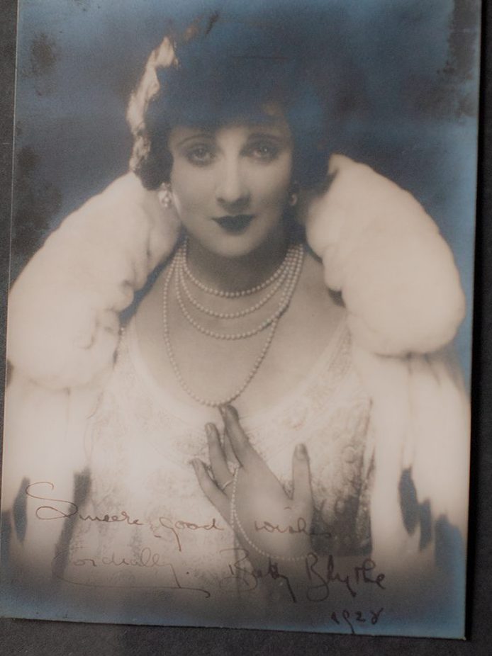 Betty Blythe 1928 Autographed Photo