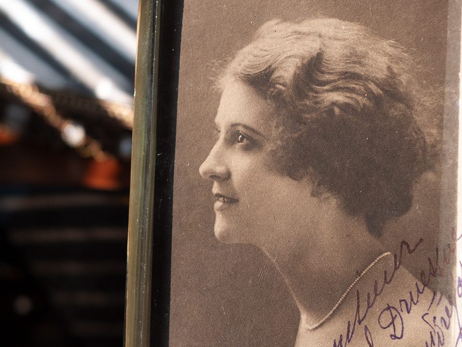 Yvette Andreyor 1923 Autographed Postcard